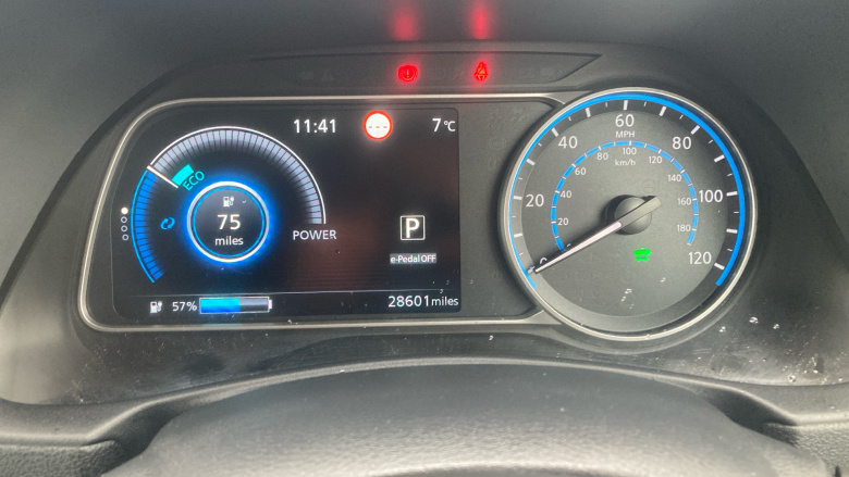 Nissan LEAF 110kW Acenta 39kWh 5dr Auto Electric Hatchback